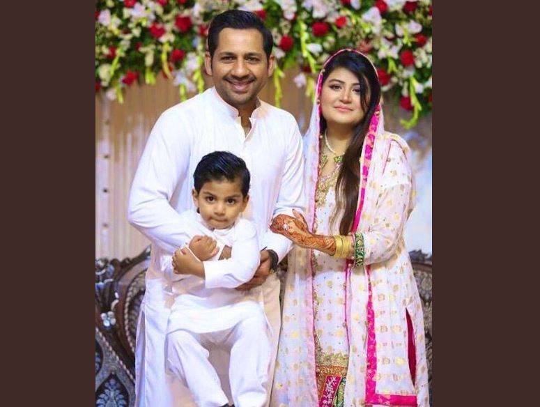 32 سال کے سرفراز کیوں ریٹائر ہوں؟کیا دھونی ریٹائر ہوگئے:اہلیہ خوش بخت