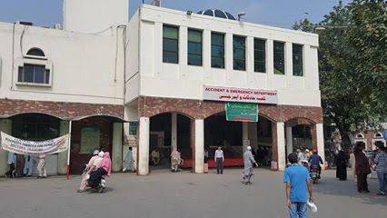 سابق وزیر اعظم کے علاج پر مامور ڈاکٹرزکا کام کرنے سے انکار