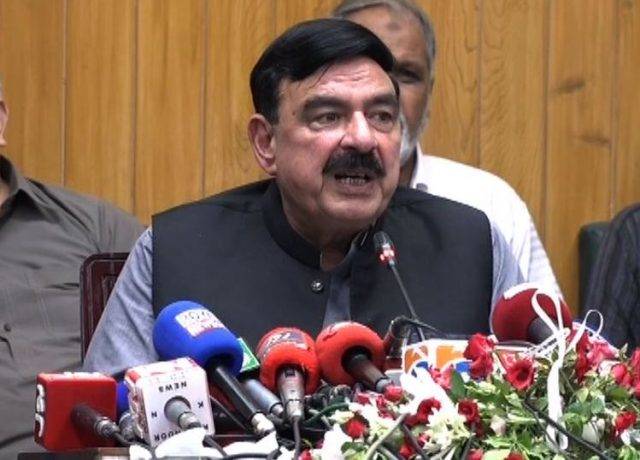 ایک دو روز میں مسئلے حل ہو جائیں گے، مولانا جا رہے ہیں، شیخ رشید