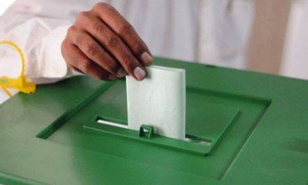 حکومت دھاندلی کی تحقیقات کے لئے جوڈیشل کمیشن بنانے پر تیار