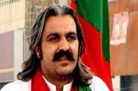  مولانا فضل الرحمان کے صاحبزادے نےعلی امین گنڈا پور کا دوبارہ الیکشن کا چیلنج قبول کر لیا 