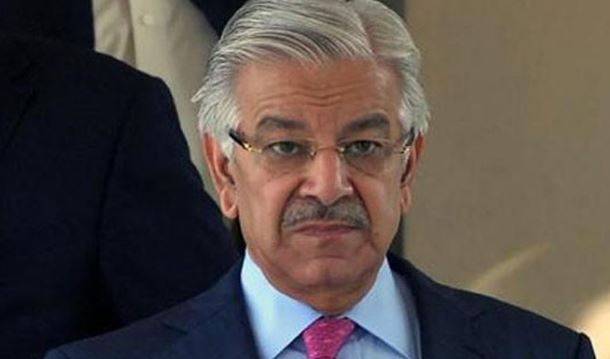 نواز شریف کو باہر جانے کی اجازت دے میں قسم اٹھا کر کہتا ہوں وہ واپس آئیں گے:خواجہ آصف 