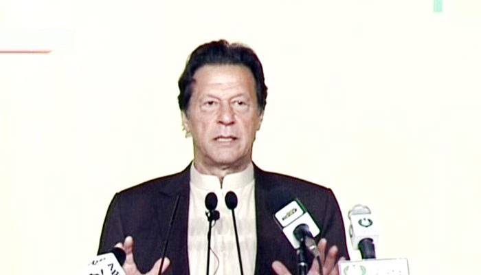 عمران خان اپنی کرسی بچانے نہیں بلکہ تبدیلی لانے کیلئے آیا ہے، وزیراعظم