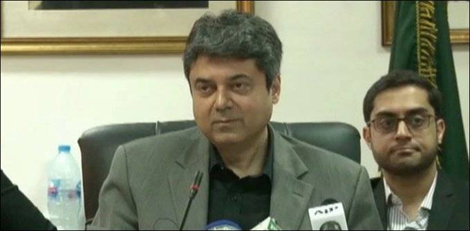 فروغ نسیم نے پاکستان بار کونسل سندھ کی نشست سے بھی استعفیٰ دیدیا