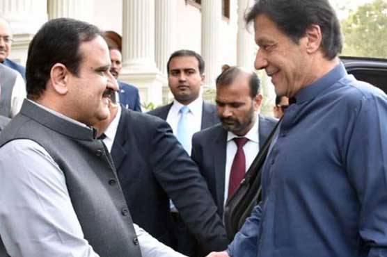 وزیراعظم عمران خان ایک روزہ دورے پر لاہور پہنچ گئے