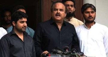 قومی ٹیم کی ناقص کارکردگی،نعیم الحق کا مصباح کو عہدوں سے ہٹانے کا مطالبہ 