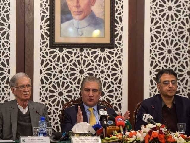  آرمی چیف کی توسیع پر قانون سازی؛ 3 رکنی حکومتی کمیٹی قائم
