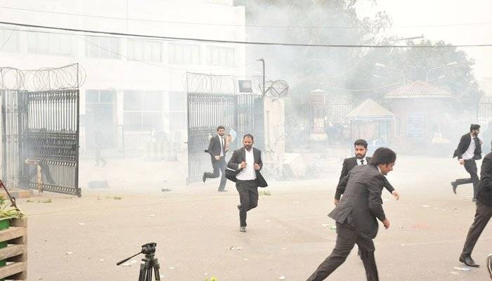 پی آئی سی حملہ، 250 سے زائد وکلاء کیخلاف مقدمات درج، 15 سے زائد نامزد