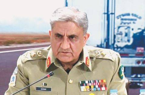 آرمی چیف جنرل قمر جاوید باجوہ کا پی اے سی کامرہ کا دورہ