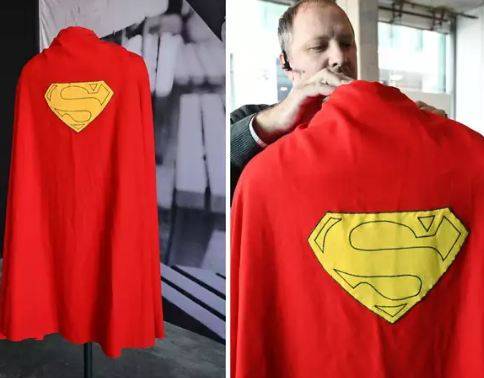سپر مین کی کیپ2 لاکھ ڈالر میں فروخت