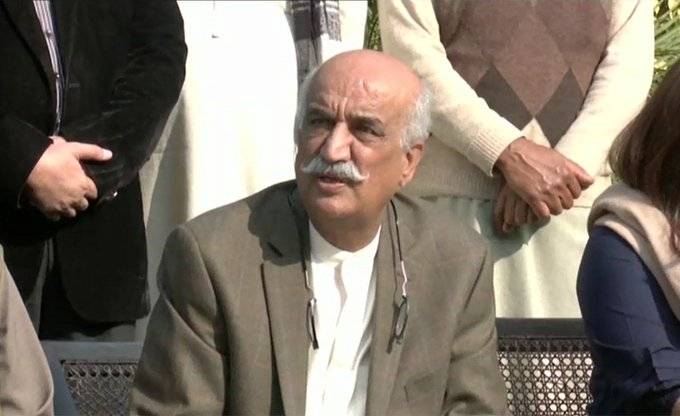سندھ ہائیکورٹ نے پی پی رہنما خورشید شاہ کی رہائی کا حکم معطل کردیا