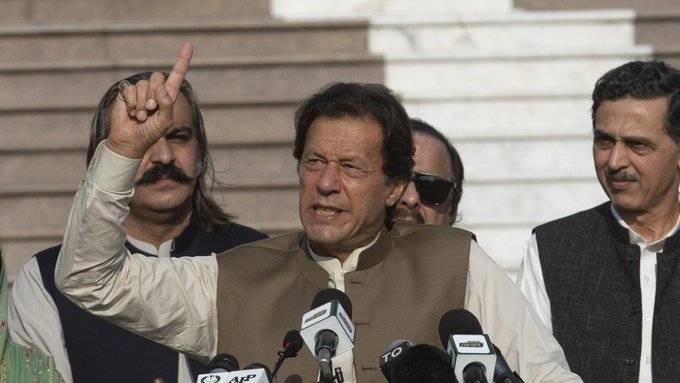 مریم نواز جلد باہر چلی جائیں گی،عمران خان 2020 میں خود ہی سب کچھ تحلیل کر سکتے ہیں، ماہرعلم نجوم