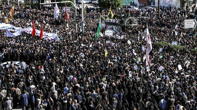  قاسم سلیمانی کی نماز جنازہ تہران میں ادا، آیت اللہ خامنہ ای نے نماز جنازہ پڑھائی