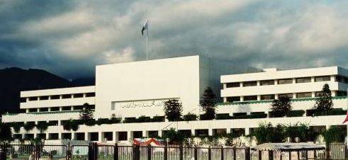 آرمی ایکٹ ترمیمی بل ،حکومت اور اپوزیشن کے درمیان سینیٹ میں بھی معاملات طے پا گئے