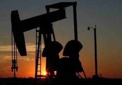 مشرق وسطیٰ میں کشیدگی کم ہونے سے تیل کی قیمت گرگئی