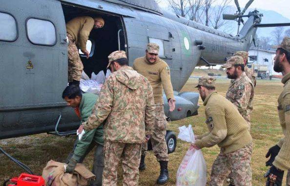 برفباری سے متاثرہ علاقوں میں پاک آرمی کی امدادی سرگرمیوں جاری