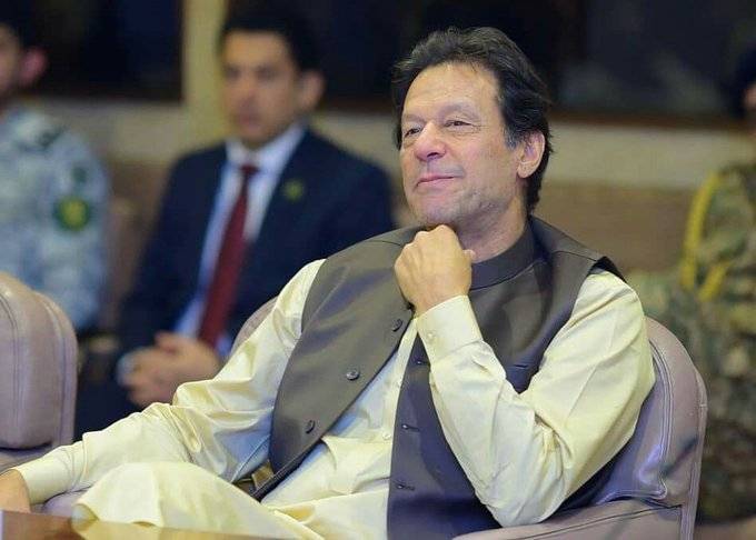   دورہ ڈیووس کے بعد وزیراعظم  عمران خان  وطن  پہنچ گئے