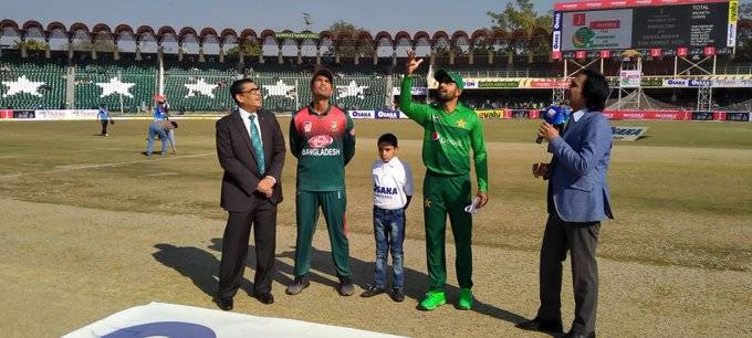 پہلا ٹی 20:بنگلہ دیش کا پاکستان کے خلاف ٹاس جیت کر بیٹنگ کا فیصلہ