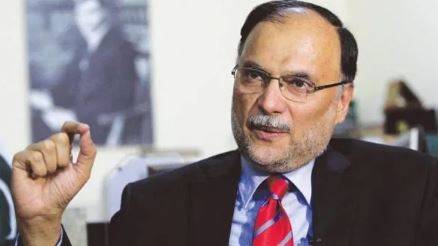 ہم نے سرکار کے خرچے پرنہیں،گھر جلا کے سیاست کی ہے، احسن اقبال