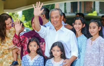 محی الدین یاسین ملائیشیا کے نئے وزیراعظم بن گئے، حلف اٹھالیا 