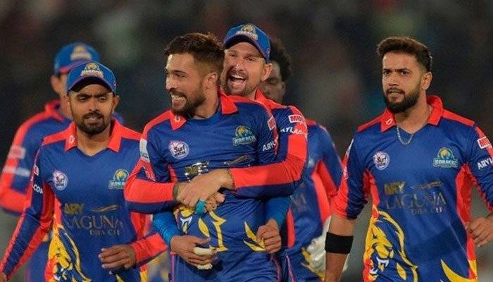  کراچی کنگز نے پشاور زلمی کو 6 وکٹوں سے شکست دے دی 