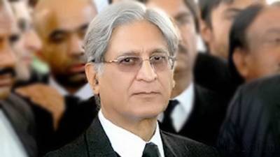 حکومت اب نواز شریف کو واپس نہیں لا سکتی،اعتزاز احسن 