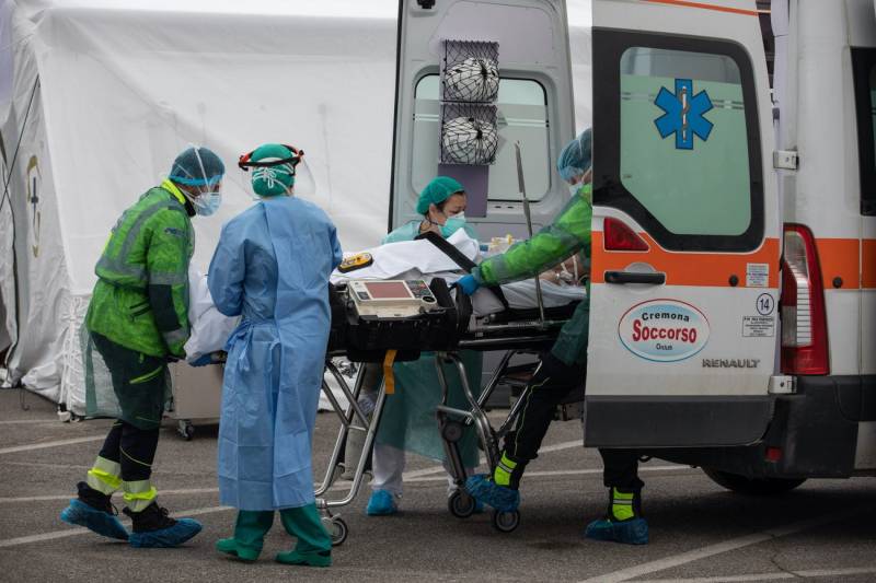 اٹلی میں کورونا وائرس سے ایک دن کے اندر 627 ہلاکتیں
