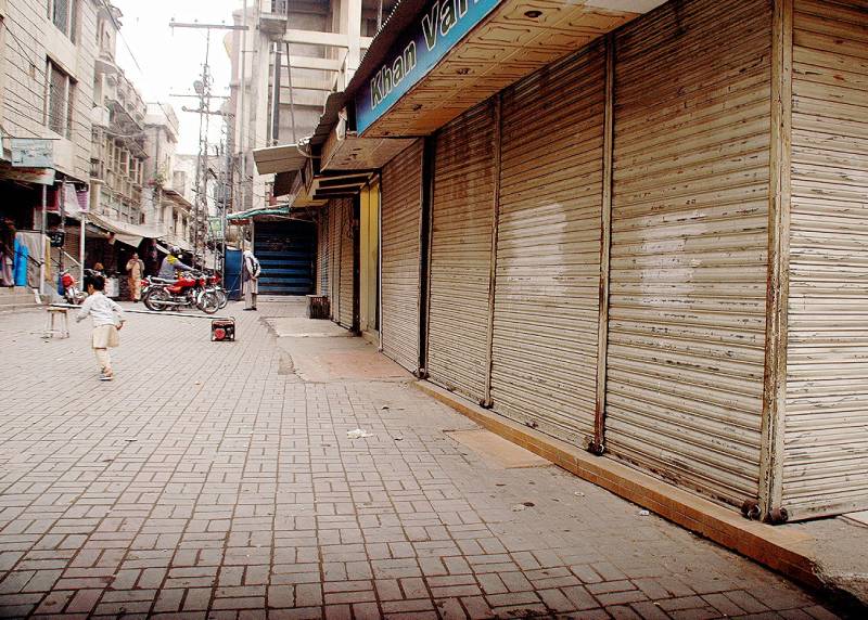 پنجاب میں لاک ڈاؤن کا پہلا دن، دکانیں اور دفاتر بند