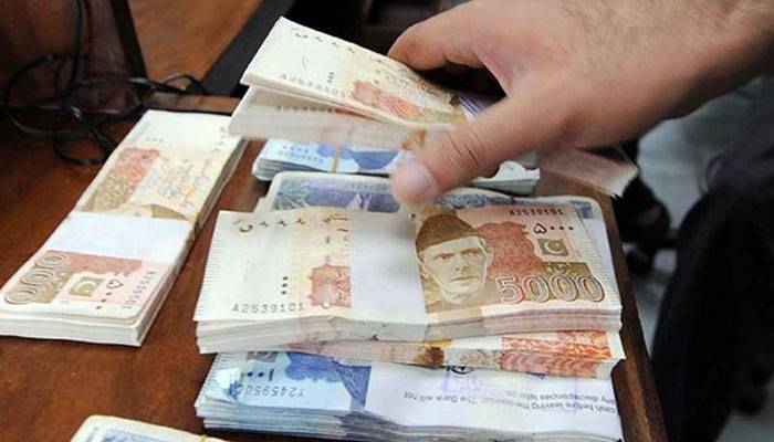 وزیراعظم کا سرکاری ملازمین کو 27 مارچ تک تنخواہیں اور پنشن دینے کا حکم