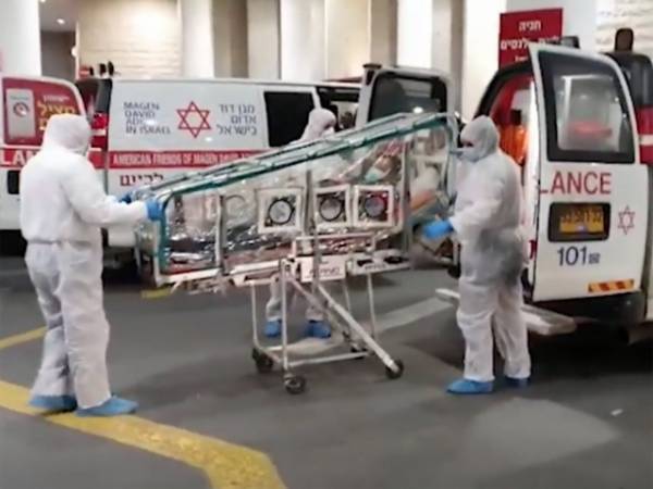 اسرائیلی کمپنی نے کرونا وائرس کے خودکار ٹیسٹ کےلئے روبوٹ تیار کر لیا 
