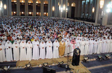 کورونا، سعودی حکومت کا ماہ رمضان میں نماز تراویح کا اہتمام نہ کرنے کا فیصلہ