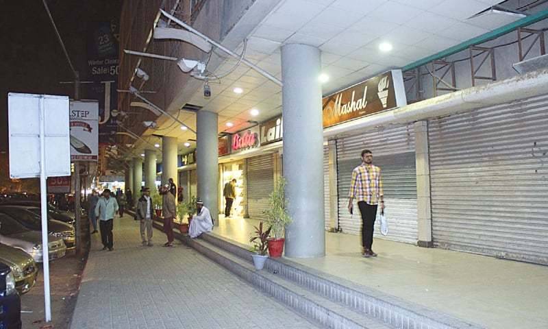 کراچی کے تاجروں کا کل سے کاروبار کھولنے کا اعلان