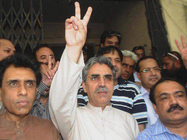ایم کیو ایم رہنما عامر خان 17 برس بعد قتل کے مقدمے سے بری