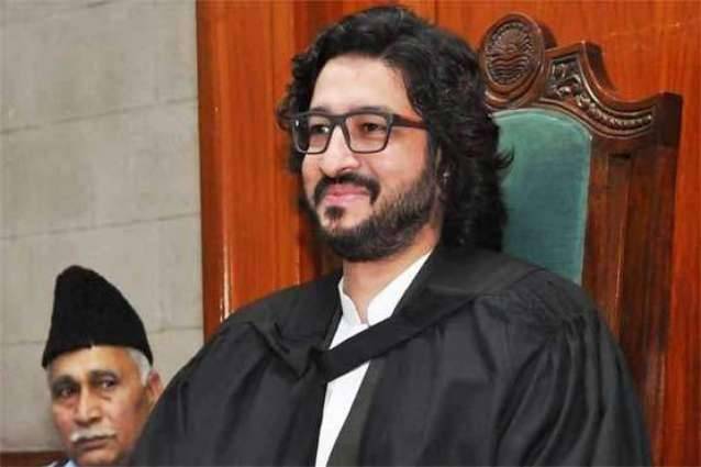 ڈپٹی اسپیکر پنجاب اسمبلی نے کورونا ایس او پیز کی دھجیاں اڑا دیں
