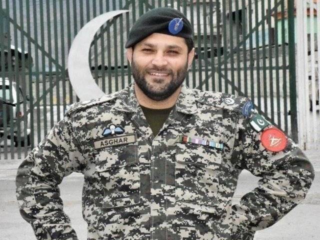 طور خم بارڈر پر تعینات پاک فوج کے میجر اصغر کورونا وائرس سے شہید