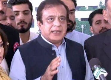 لوگوں نے احتیاطی تدابیر اختیار نہ کیں تو کرونا کے مریضوں میں اضافہ ہو سکتا ہے، شبلی فراز