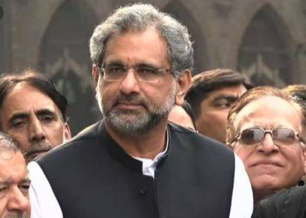سابق وزیر اعظم شاہد خاقان عباسی کا کورونا ٹیسٹ مثبت آ گیا