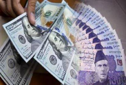 انٹر بینک مارکیٹ میں ڈالر مہنگا ہو گیا ، سٹاک مارکیٹ میں بھی مندی کا رجحان
