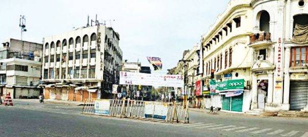  کورونا کے باعث لاہور میں پابندیاں مزید سخت کرنے کیلئے وفاق کو سفارشات بھیجنے کا فیصلہ