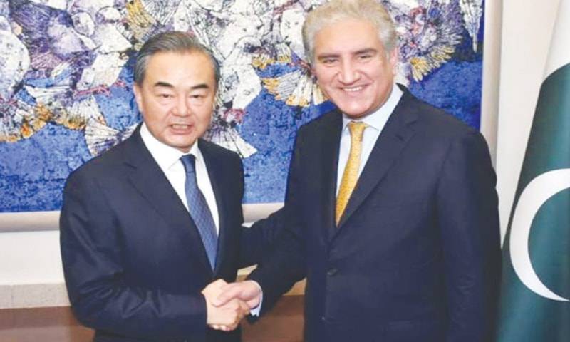 پاکستانی اورچینی وزرائے خارجہ کا رابطہ، باہمی تعاون کے فروغ پر اتفاق