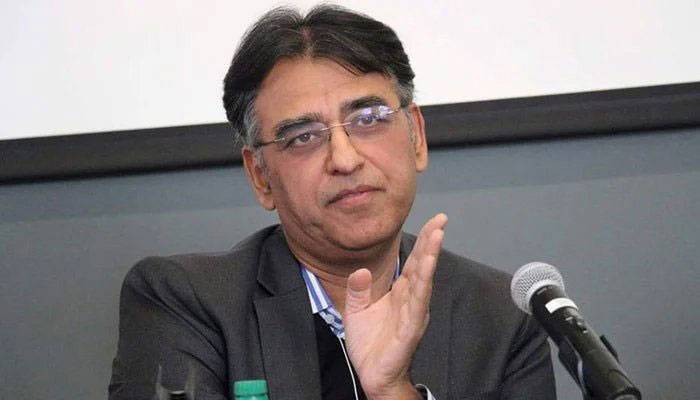 کورونا وبا، آکسیجن اور وینٹی لیٹر پر مریضوں کی تعداد میں 28 فیصد کمی ہوئی، اسد عمر