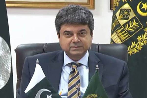 سکیورٹی معاملات میں سیاست نہیں ہونی چاہیے، کلبھوشن کی سزا معاف نہیں کی گئی،فروغ نسیم 