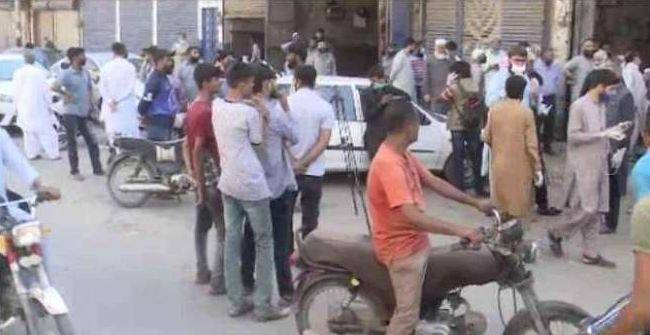 فیصل آباد، ایس او پیز کی خلاف ورزی کر نے پر تاجروں کو گرفتار کر لیا گیا 