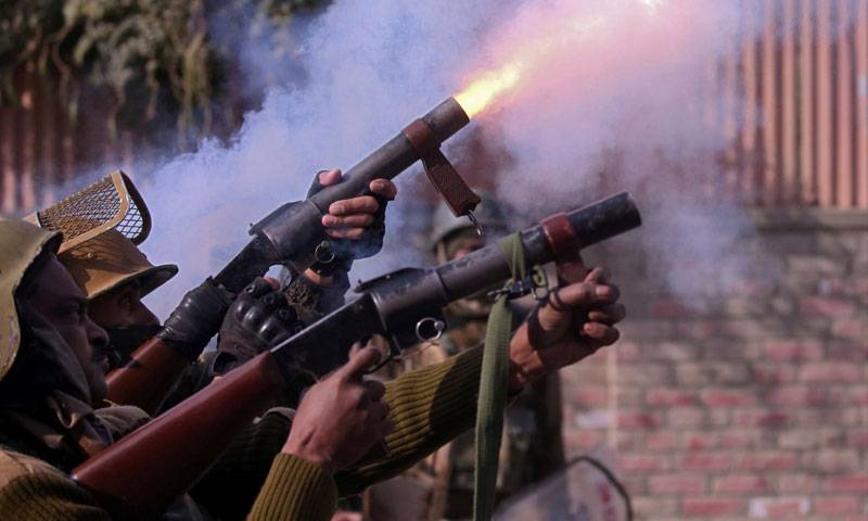 بھارتی فوج کی ایل او سی پر بلااشتعال فائرنگ، 18 سالہ لڑکی شہید، 6 شہری زخمی 