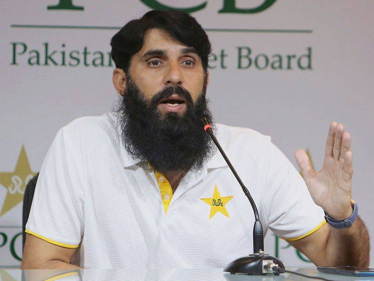 مصباح الحق سے چیف سلیکٹر کا اضافی عہدہ واپس لینے پر غور شروع 