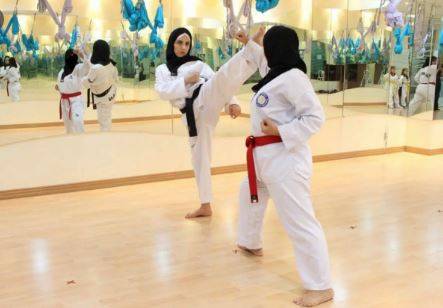 سعودی لڑکیوں کی کراٹے سیکھنے میں دلچسپی بڑھ گئی 