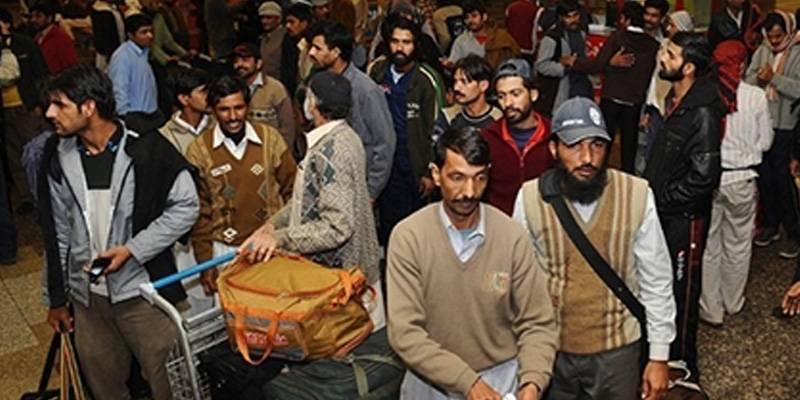 سعودی عرب میں ہزاروں پاکستانیوں کی نوکریاں خطرے میں !
