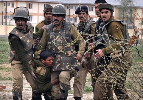 بھارتی فوج نے نہتے نوجوان کشمیریوں کو شہید کردیا