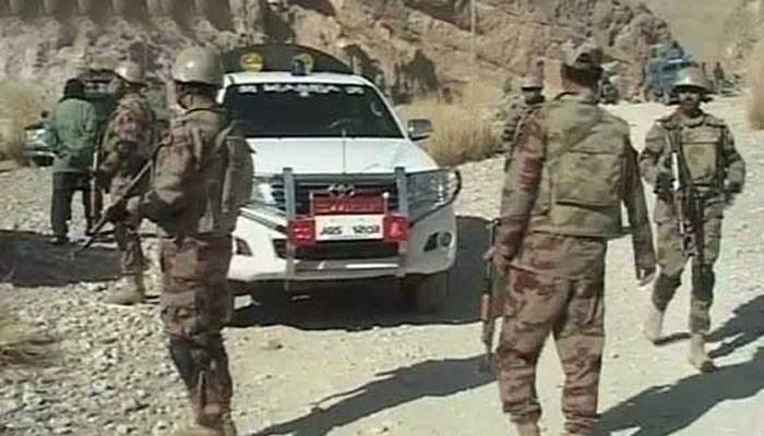 سکیورٹی فورسز کے قافلے پر دہشتگردوں کا حملہ 