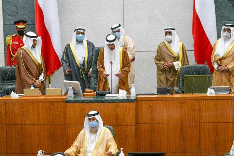 کویت کے نئے امیر نواف الاحمد نے اپنے عہدے کا حلف اٹھا لیا